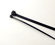 Műanyag kábelkötegelő fekete 3,6x140 termék fő termékképe